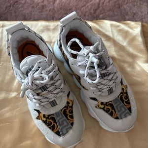 Versace
Gianni Versace Shoes for women size 39